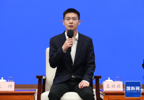 锦鲤配资 宇树科技CEO王兴兴：今年宇树机器人出货量有明显增长，未来3—5年人形机器人将加速在各行业应用落地