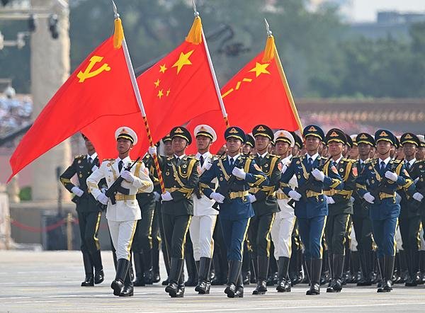牛策略 【环时解读·阅兵装备看点】歼-35首次亮相 专家：我国航母舰载机正式迈入五代机时代